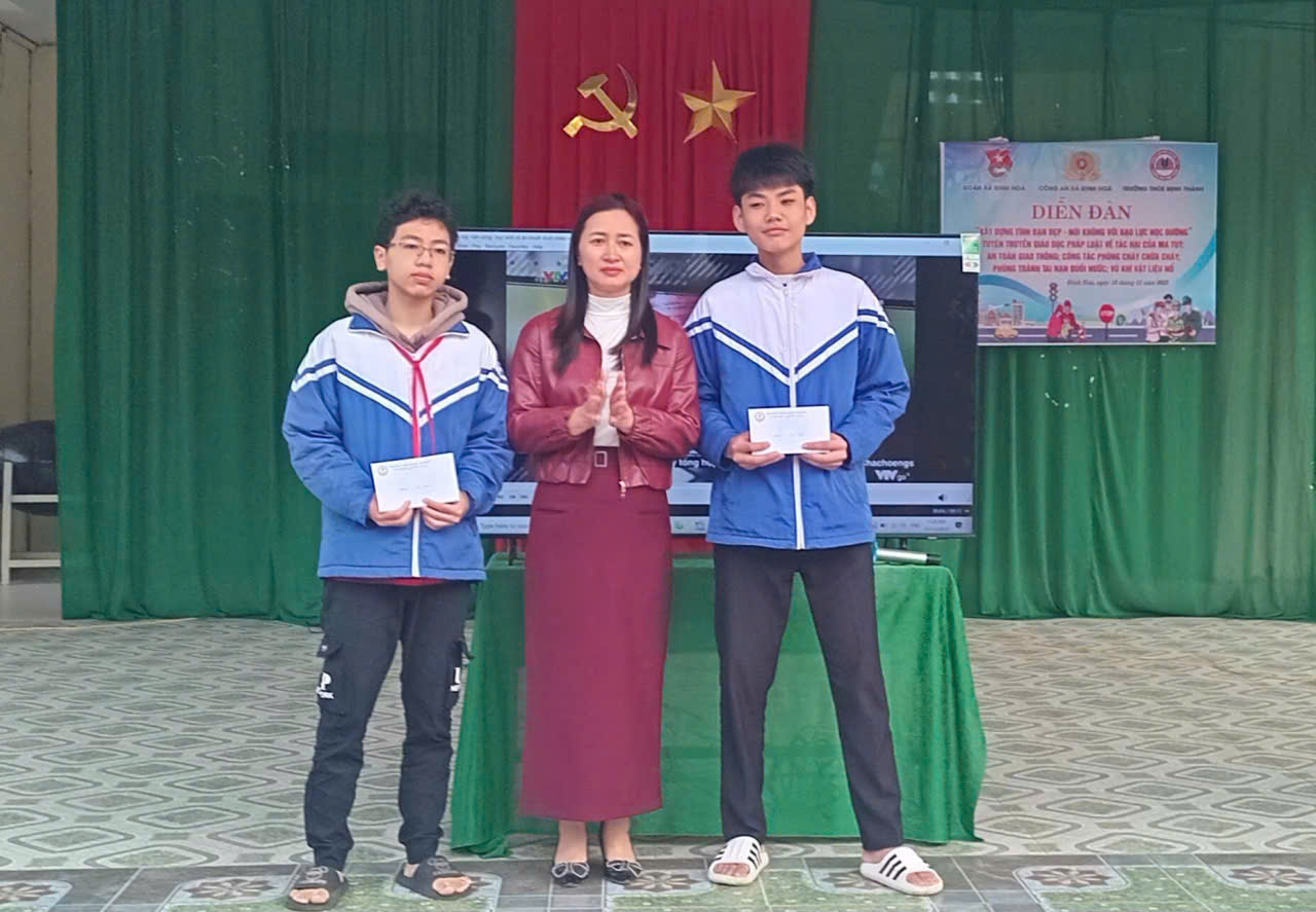 Anh-tin-bai